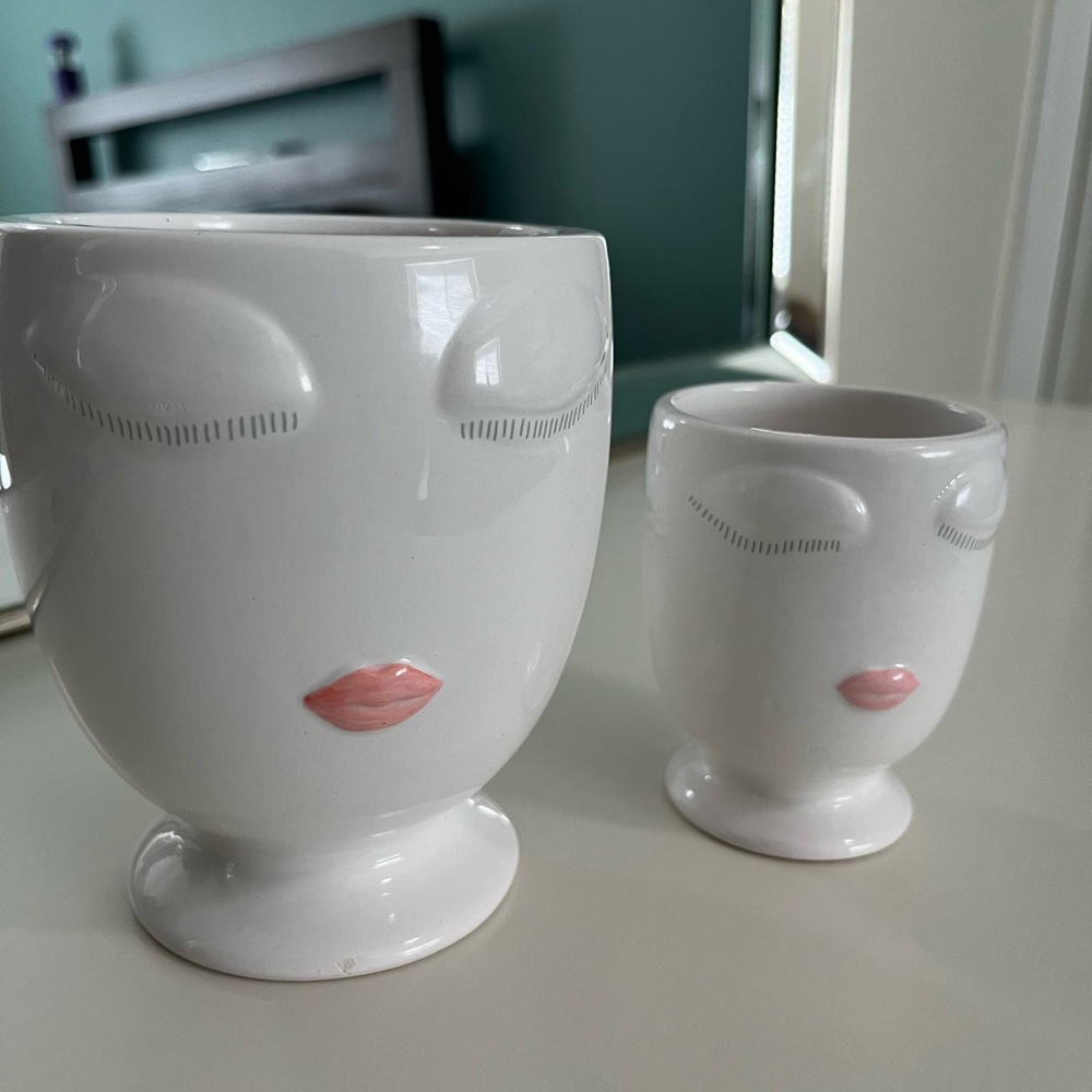Pier 1 Make up brush holder cups